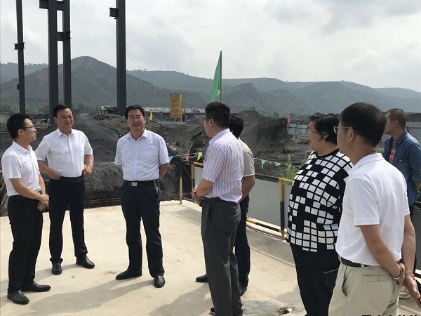 市人大常委會(huì)黨組副書記、副主任樊文浩一行調(diào)研泓源公司項(xiàng)目建設(shè)情況(圖2)